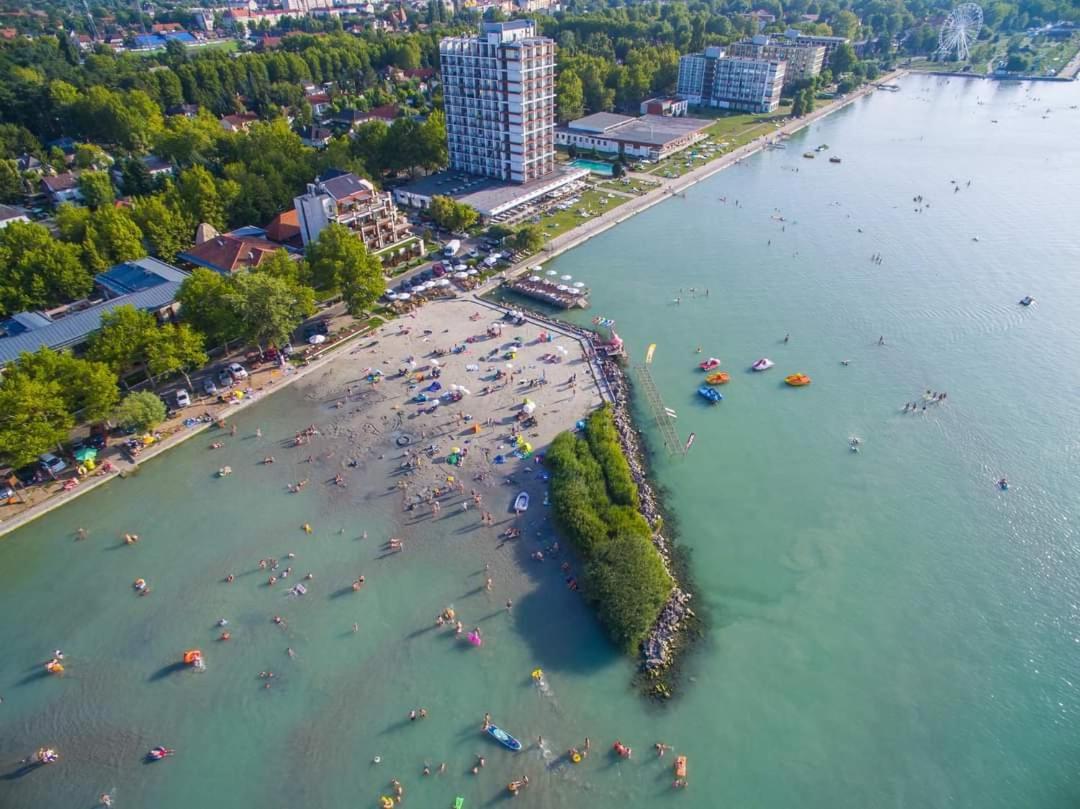 Balaton Wellness Apartman Siófok Exterior foto
